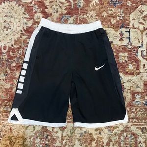 Mens small Nike elite shorts